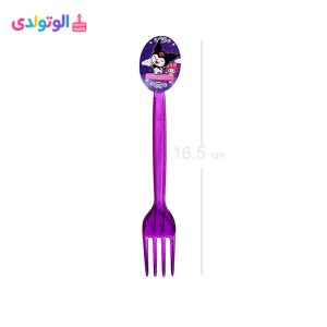 تصویر چنگال تم تولد کرومی و ملودی بنفش شفاف با لیبل شخصیت‌های Kuromi و Melody